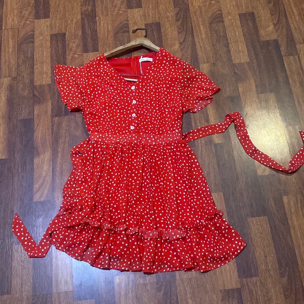 Women’s medium dress